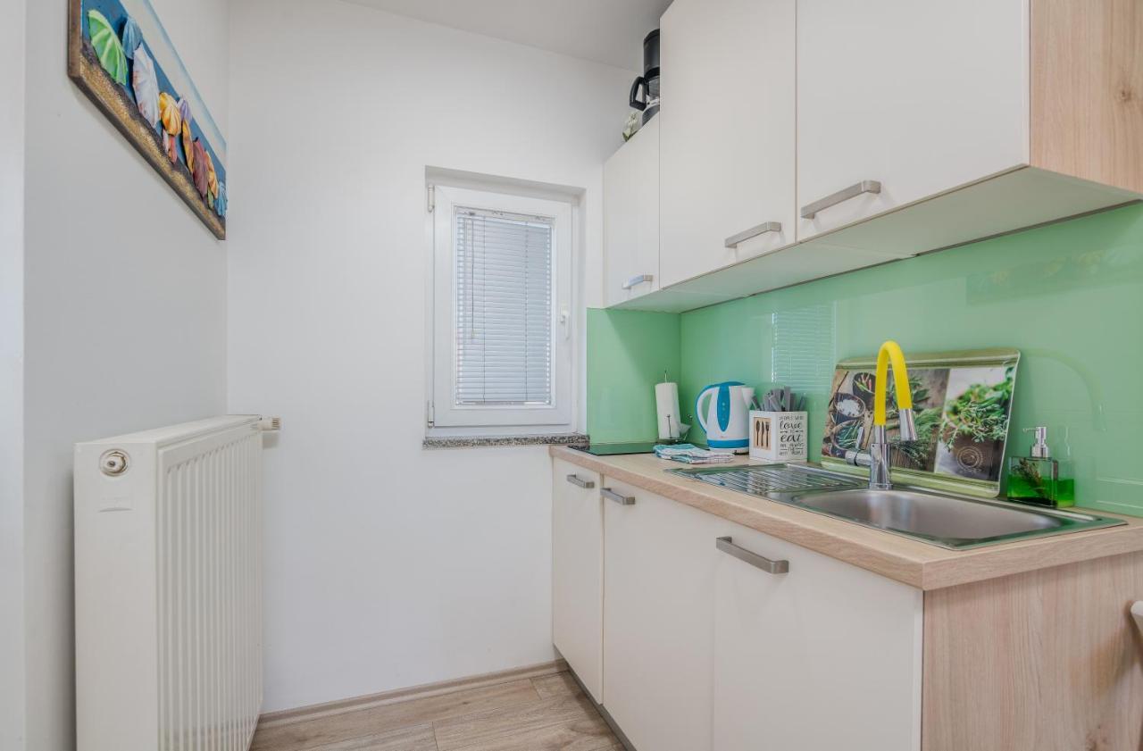 Apartment Stella Di Mare Крк Экстерьер фото