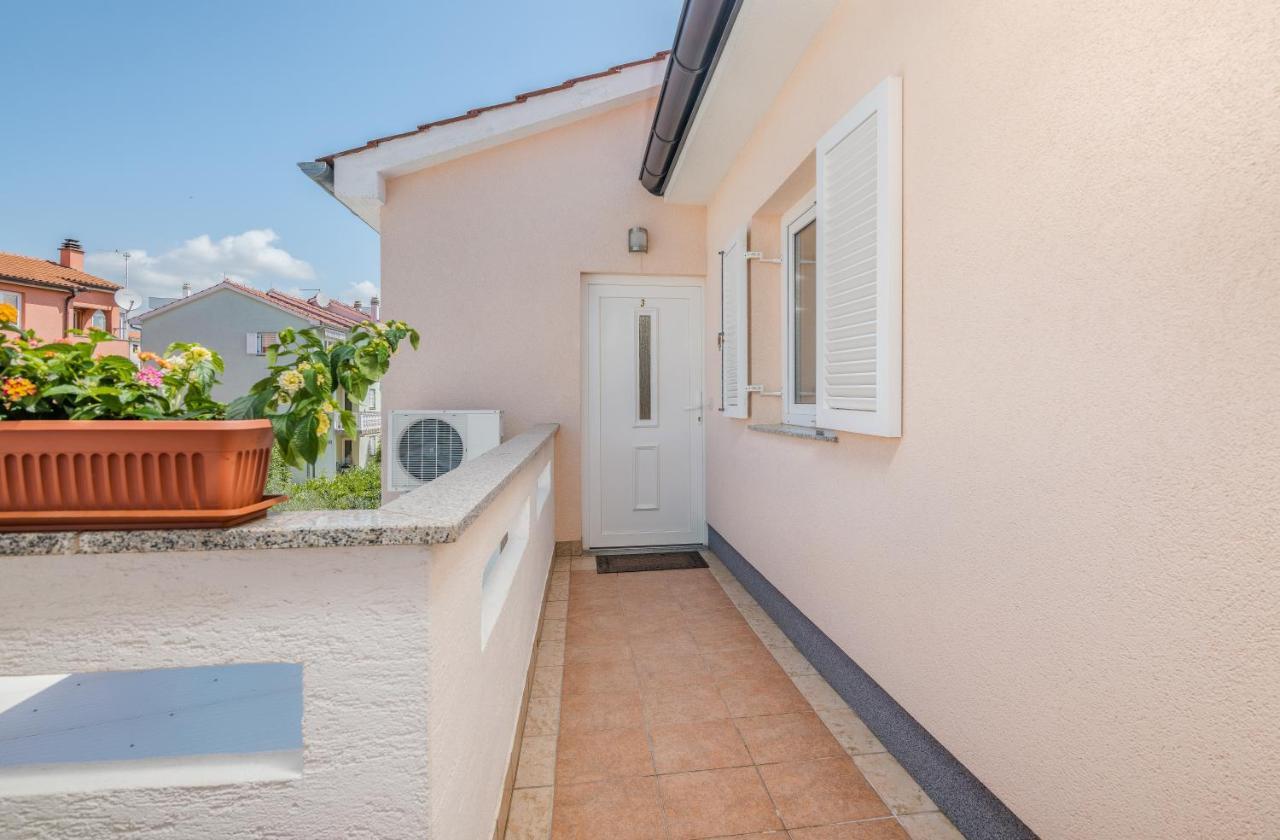 Apartment Stella Di Mare Крк Экстерьер фото